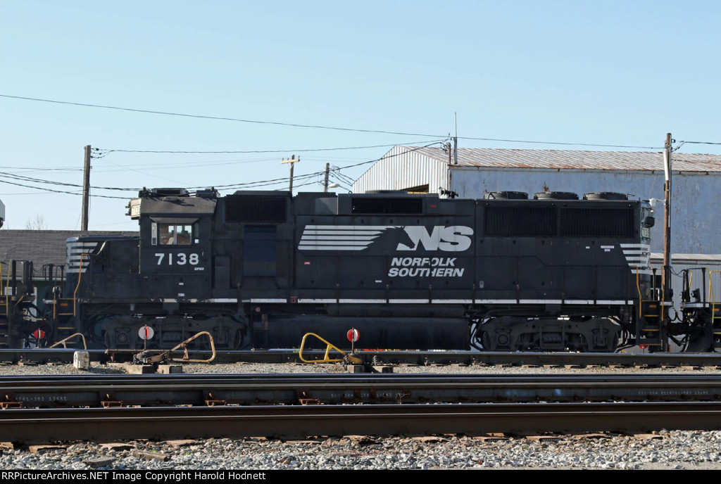 NS 7138